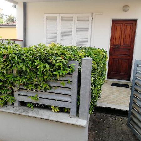 La Casa Dei Bebi Apartamento Carrara Exterior foto